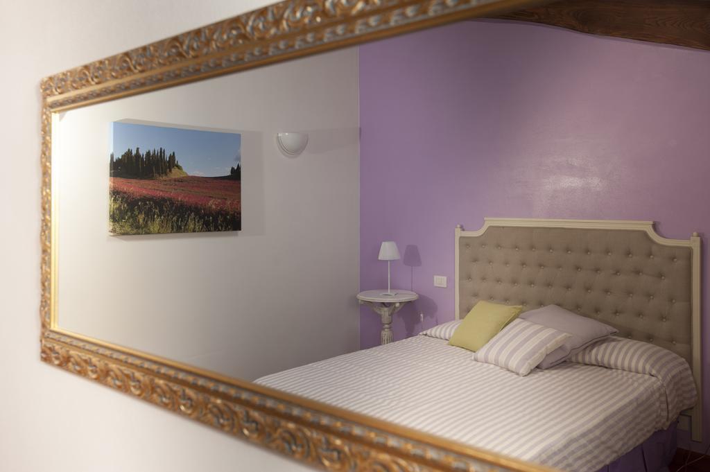 Antico Granaione Bed and Breakfast Rapolano Terme Rum bild